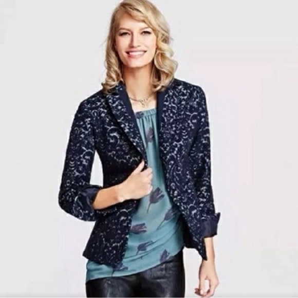 CAbi Style# 109 Jacquard Navy Blazer sz 4 - Picture 2 of 7